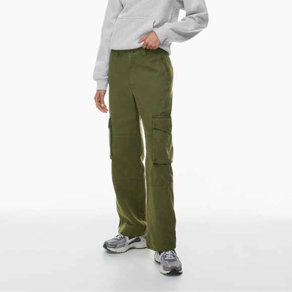 Aritzia Pants - Aritzia TNA cargo pants XS